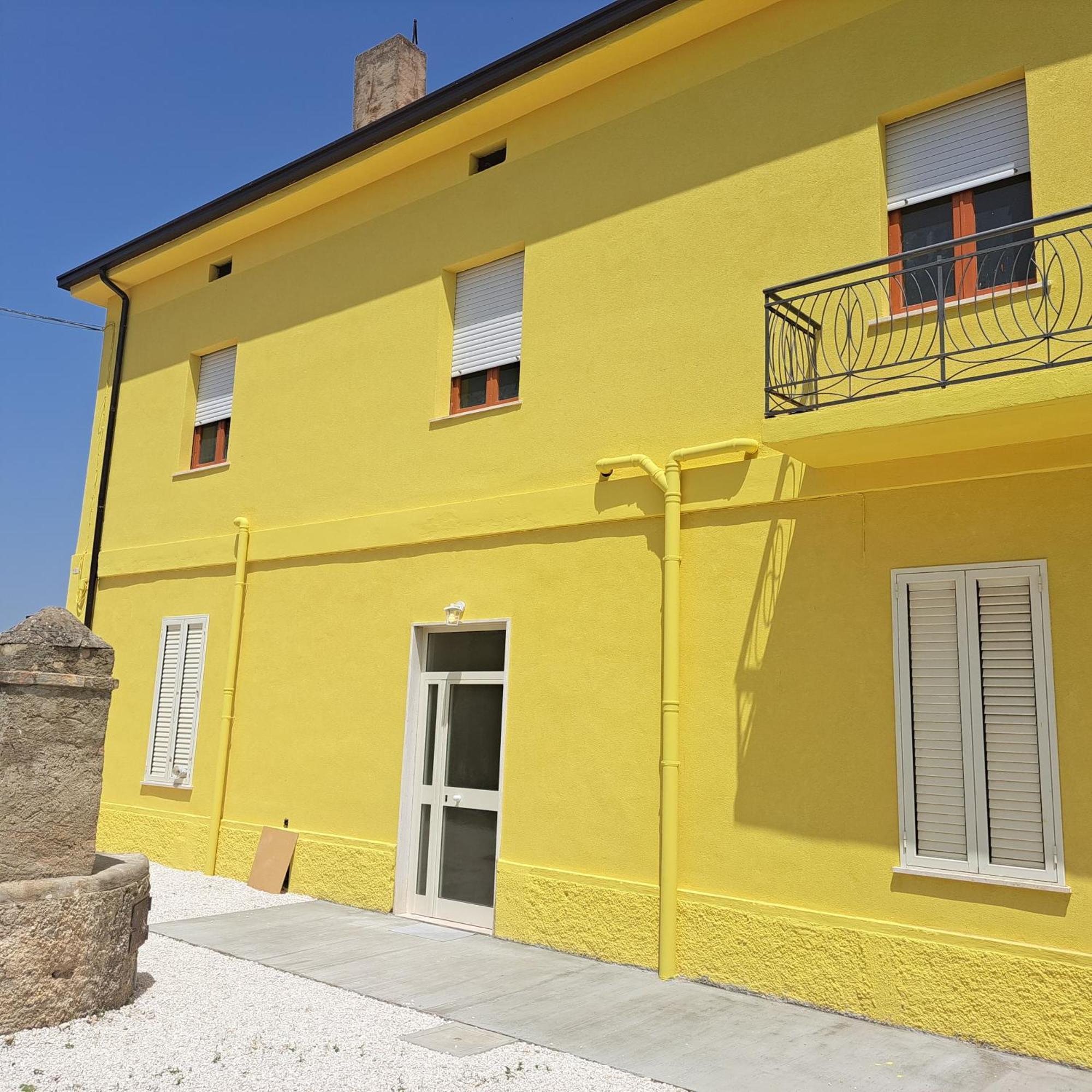 B & B Le Tre Rose Tollo Exterior foto